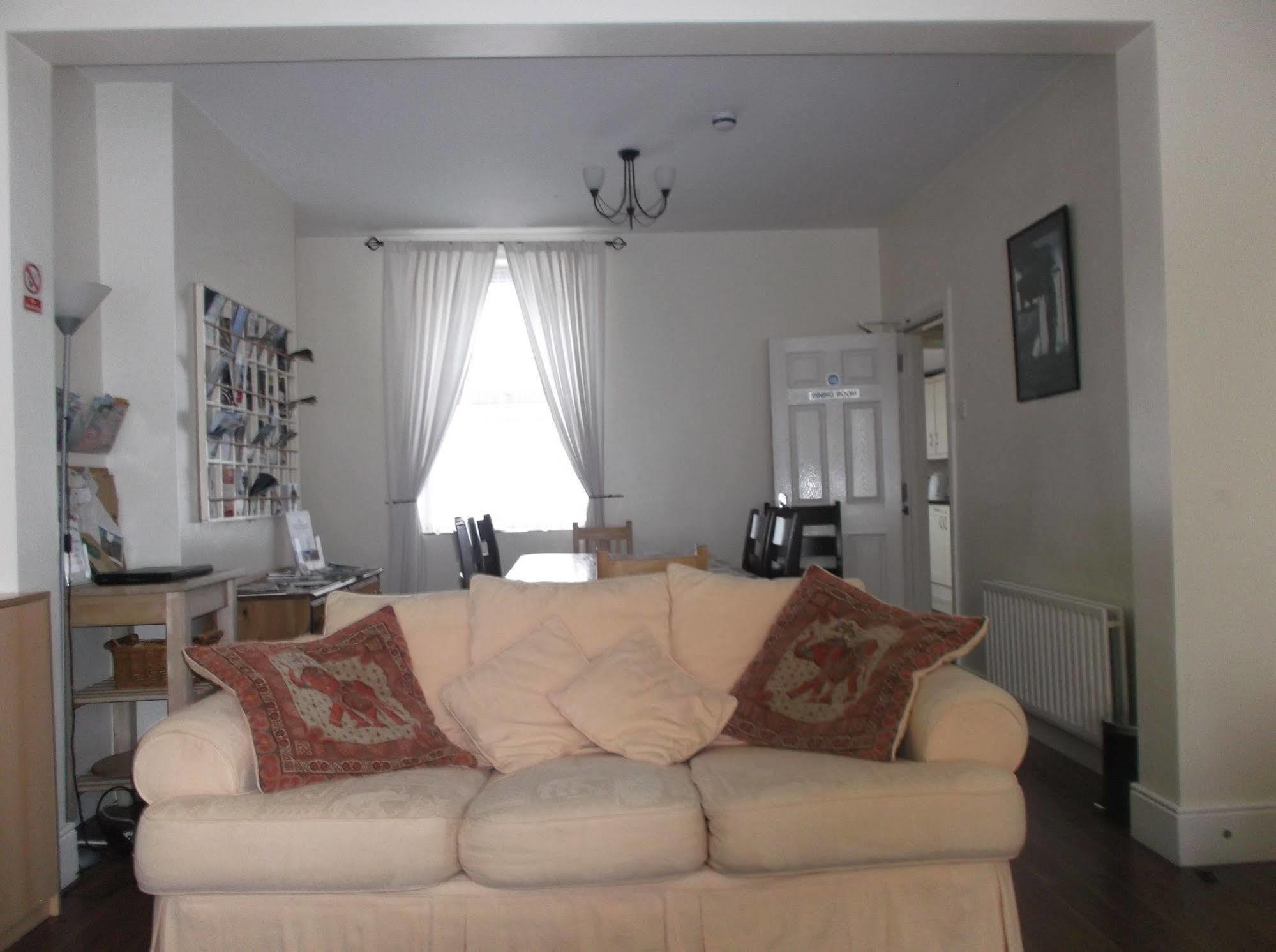 Fairman House Backpackers Bed & Breakfast Londonderry Ngoại thất bức ảnh