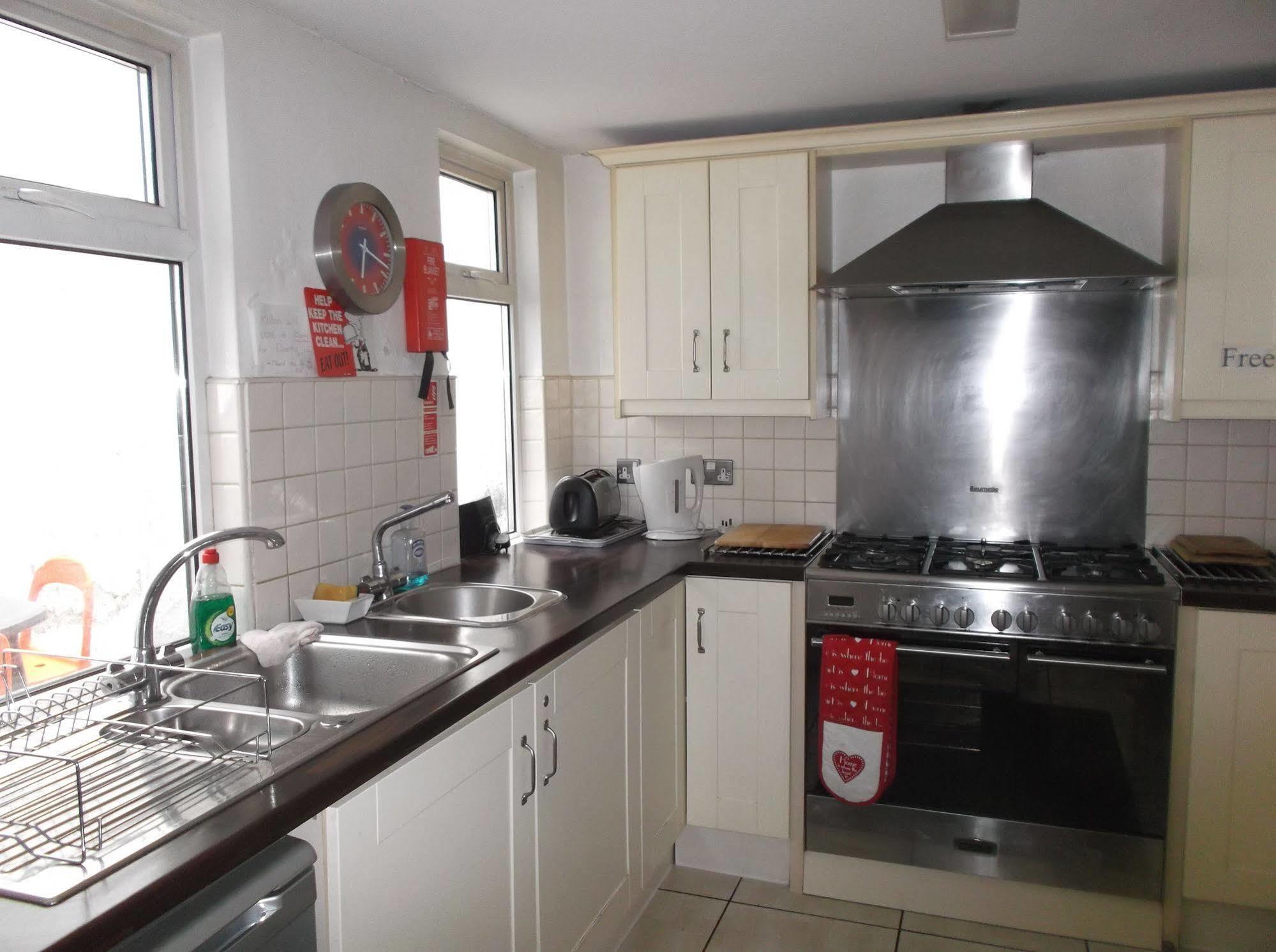 Fairman House Backpackers Bed & Breakfast Londonderry Ngoại thất bức ảnh